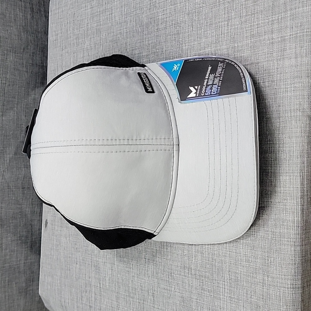 Mission cooling engine cap black Gray unisex one size NWT